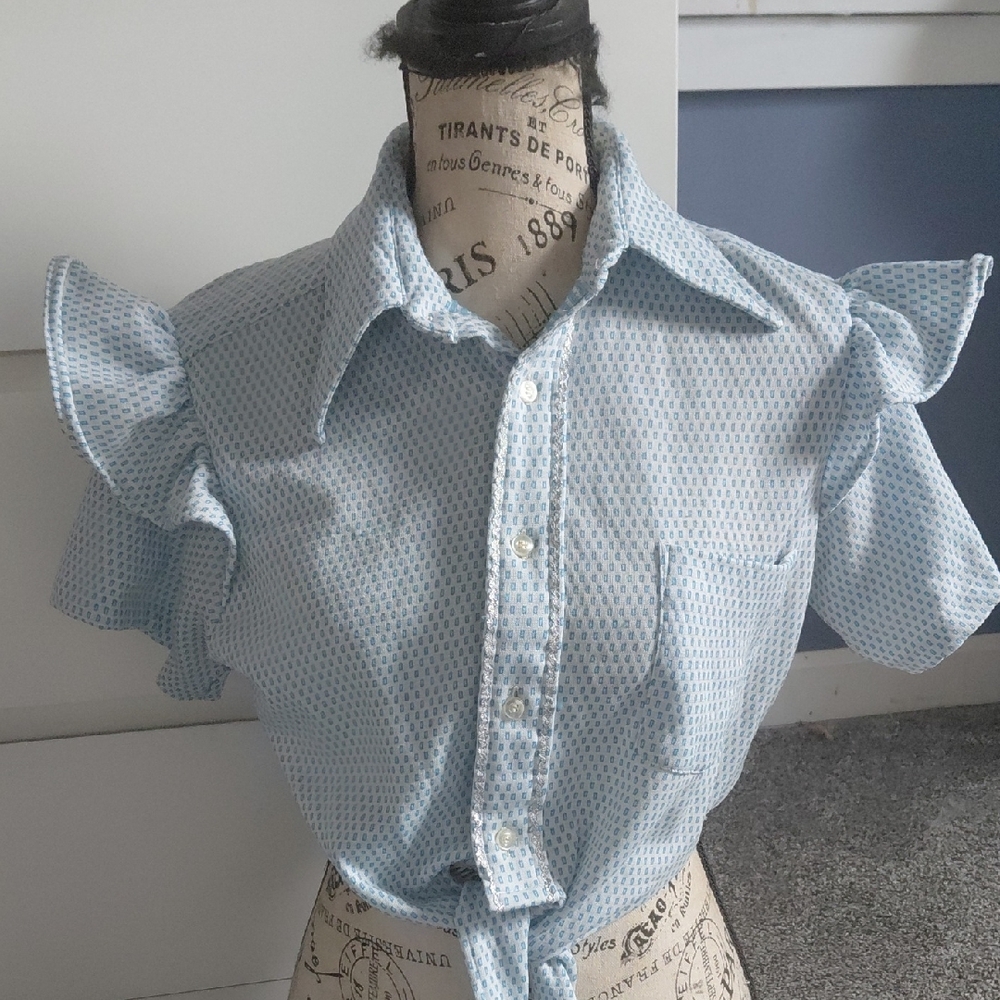 Vintage ROCKABILLY WESTERN  Blue Patterned BLOUSE. Perfect Condition